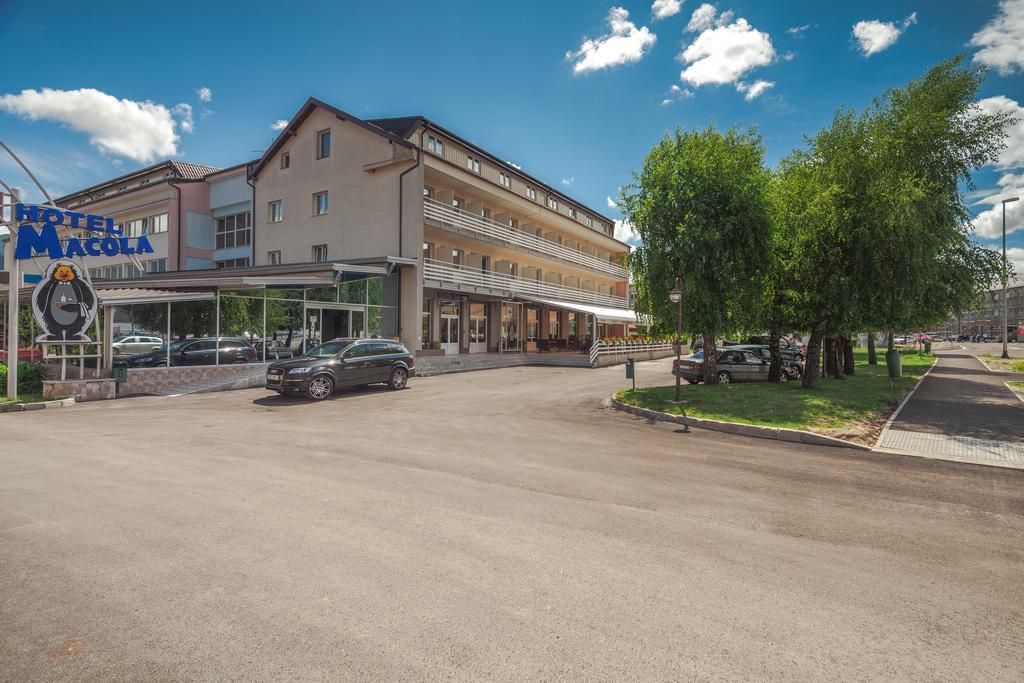 Hotel Macola Korenica Kültér fotó