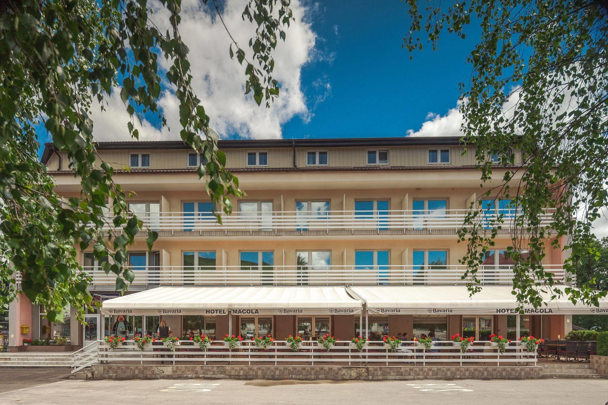 Hotel Macola Korenica Kültér fotó